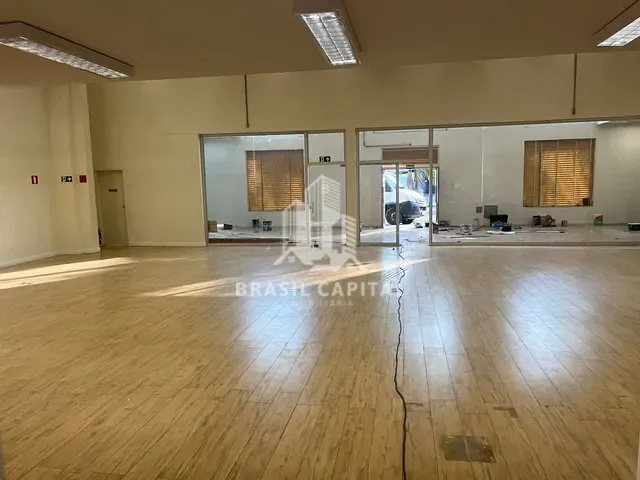 Loja com 1200m², à venda ou para alugar, no bairro Wanel Ville em Sorocaba