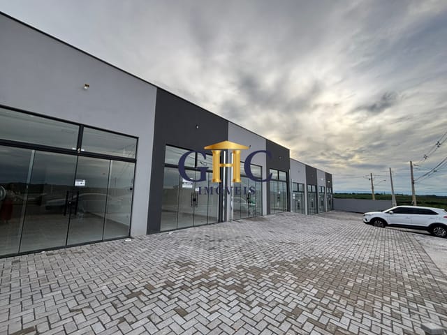 Conjunto comercial com 600m², para alugar, no bairro PACAEMBU BANDEIRAS em SALTO DE PIRAPORA