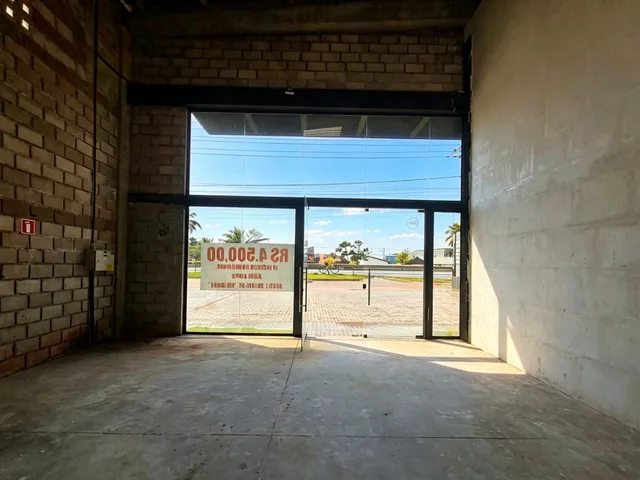 Loja para alugar, no bairro Areias (Abrantes) em Camaçari