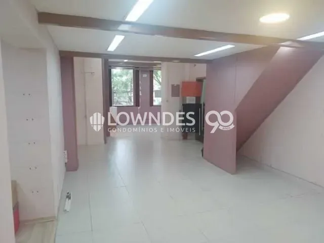 Sala com 130m², para alugar, no bairro Botafogo em Rio de Janeiro