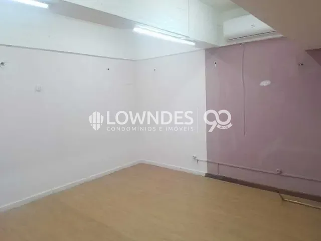 Sala com 130m², para alugar, no bairro Botafogo em Rio de Janeiro