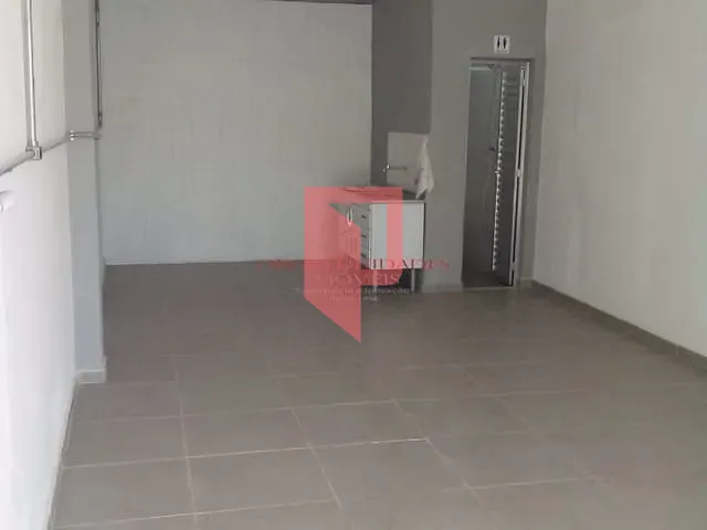 Loja à venda, no bairro Carlos Prates em Belo Horizonte
