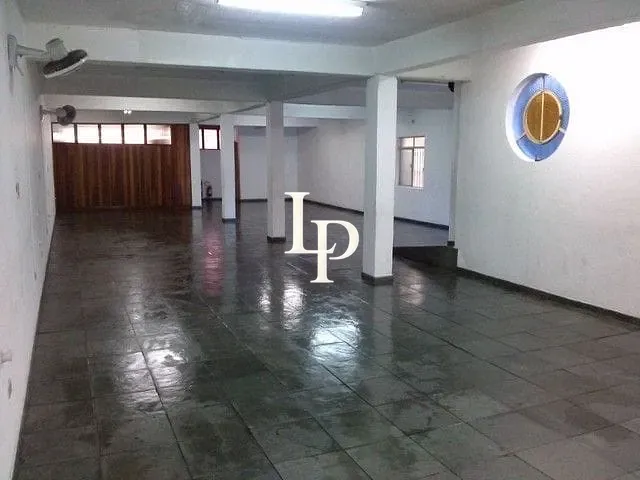 Loja para alugar, no bairro Vila Luzita em Santo André