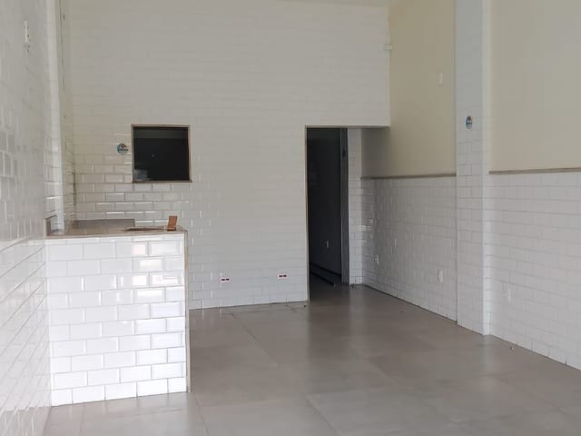 Loja para alugar, no bairro Centro em Rio das Ostras