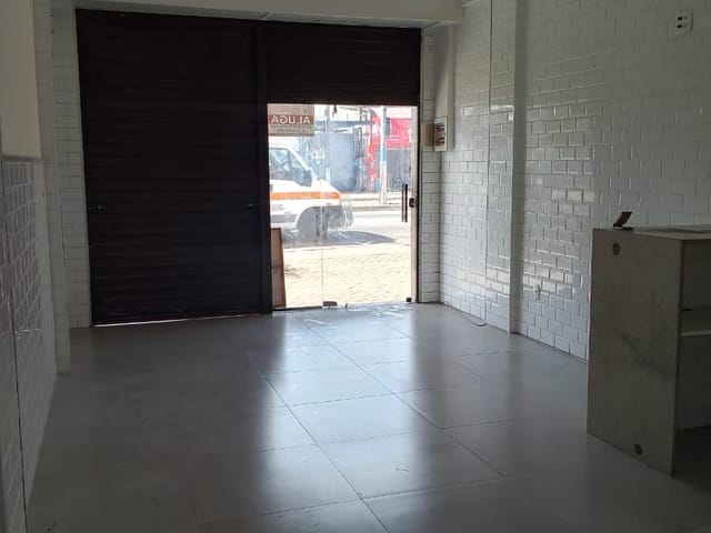 Loja para alugar, no bairro Centro em Rio das Ostras