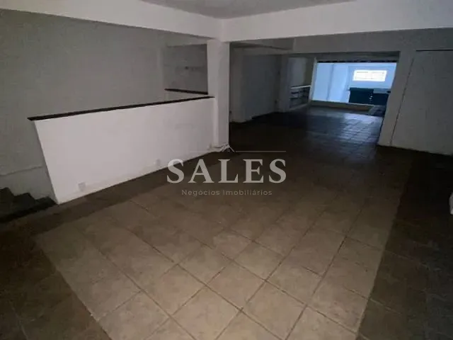 Loja com 122m², para alugar, no bairro Morro da Glória em Juiz de Fora