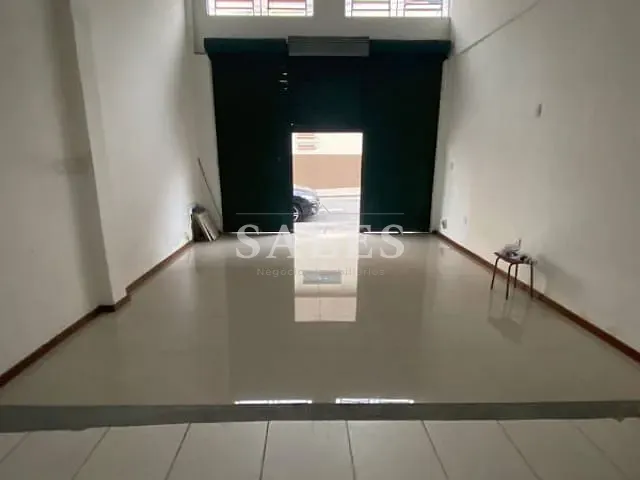 Loja com 122m², para alugar, no bairro Morro da Glória em Juiz de Fora