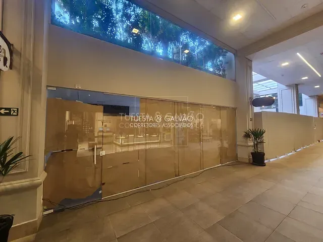 Loja com 42m², para alugar, no bairro Centro em Curitiba