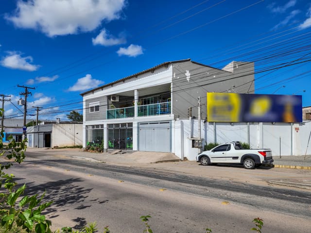 Loja com 100m², para alugar, no bairro Três Vendas em Pelotas