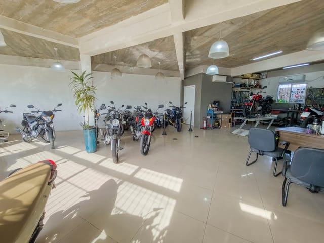 Loja com 100m², para alugar, no bairro Três Vendas em Pelotas