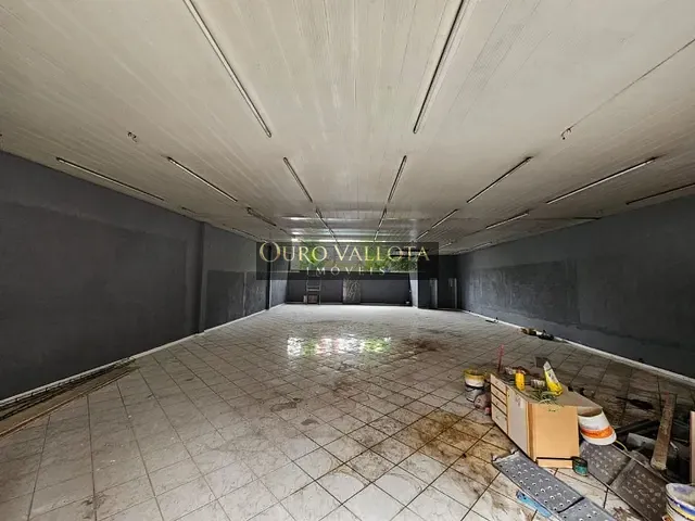 Loja com 351m², para alugar, no bairro Vila Bertioga em São Paulo