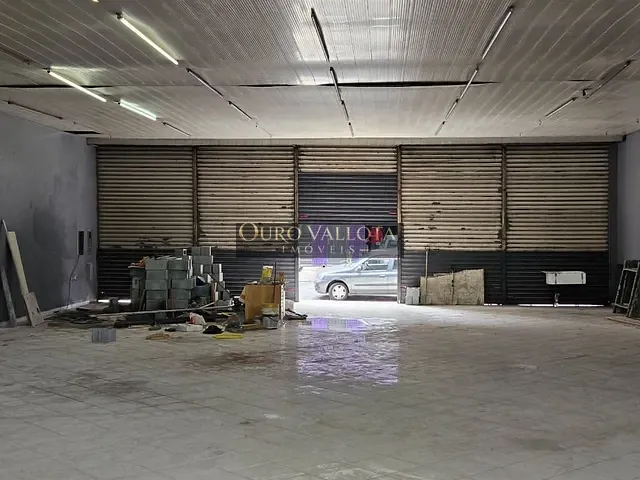 Loja com 351m², para alugar, no bairro Vila Bertioga em São Paulo