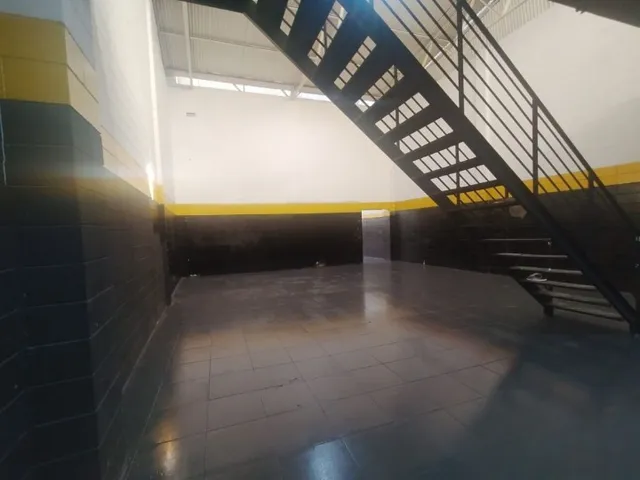 Loja para alugar, no bairro Vila Nogueira em Diadema
