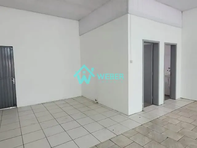 Loja com 193m², para alugar, no bairro Rio Branco em Novo Hamburgo