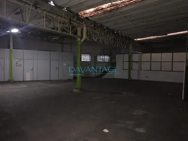 Loja com 1312m², para alugar, no bairro Santo Amaro em São Paulo