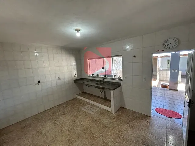 Ponto com 881m², à venda, no bairro Centro em Pirassununga
