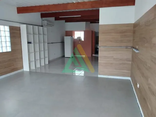 Loja com 80m², para alugar, no bairro Parque da Lapa em São Paulo