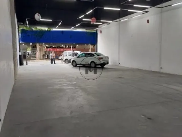 Loja para alugar, no bairro Jardim Ana Emilia em Taubaté