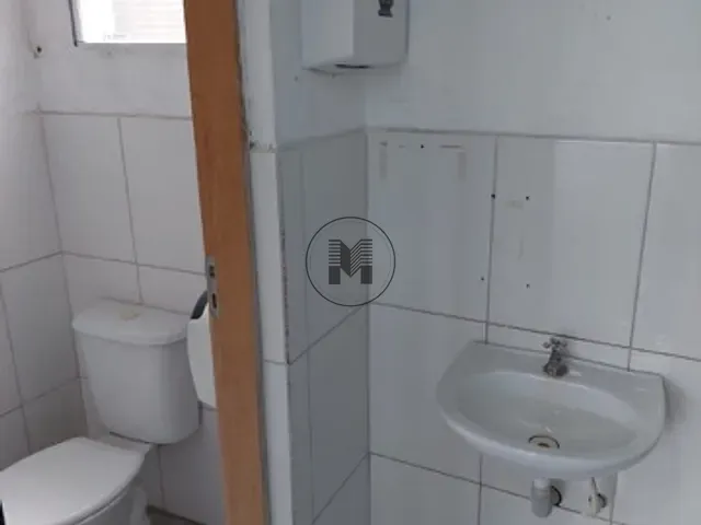 Loja para alugar, no bairro Jardim Ana Emilia em Taubaté