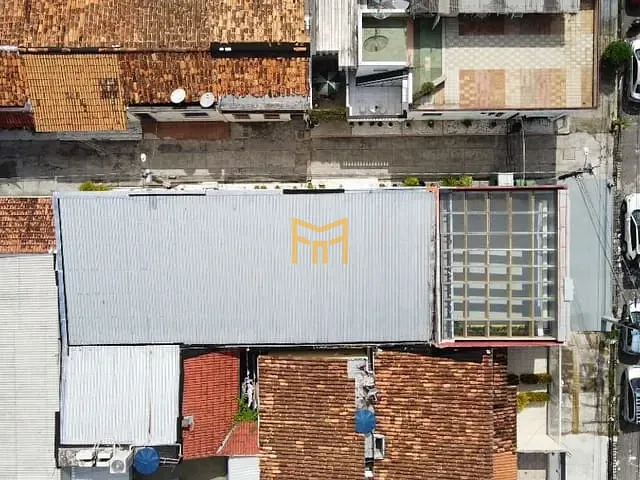 Ponto com 300m², à venda, no bairro Umarizal em Belém
