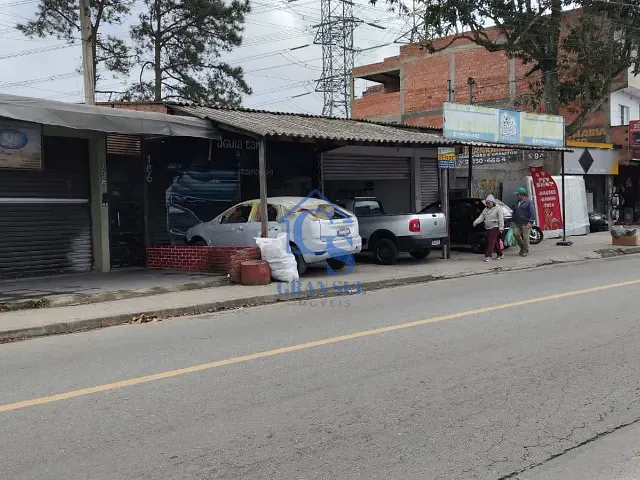 Loja à venda, no bairro Jardim Shangrilá (Zona Sul) em São Paulo