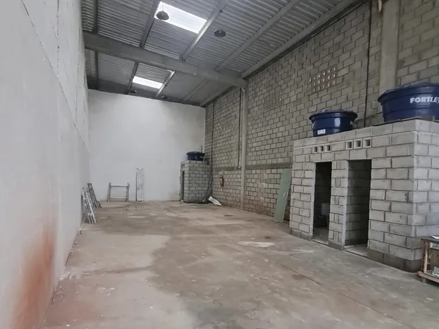 Loja para alugar, no bairro Areias (Abrantes) em Camaçari
