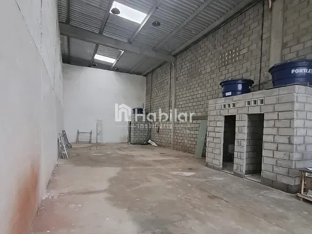Loja para alugar, no bairro Areias (Abrantes) em Camaçari