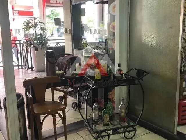 Loja à venda, no bairro Rocha em São Gonçalo