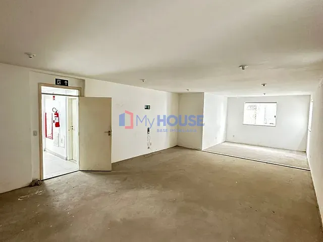 Loja com 76m², à venda ou para alugar, no bairro Centro em Ilhéus