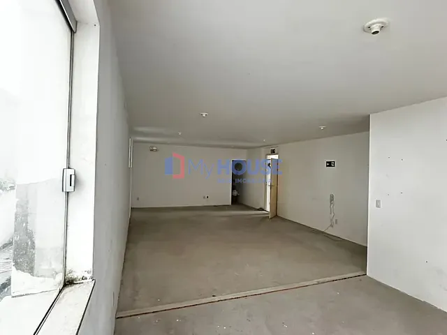 Loja com 61m², à venda ou para alugar, no bairro Centro em Ilhéus