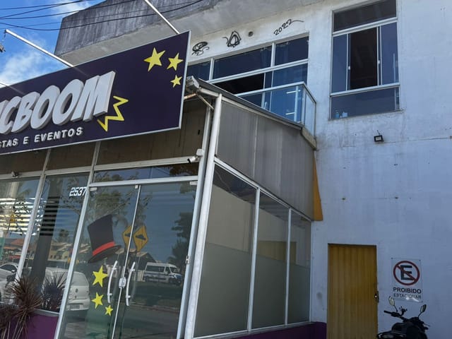 Loja à venda, no bairro Jardim Miramar em Rio das Ostras