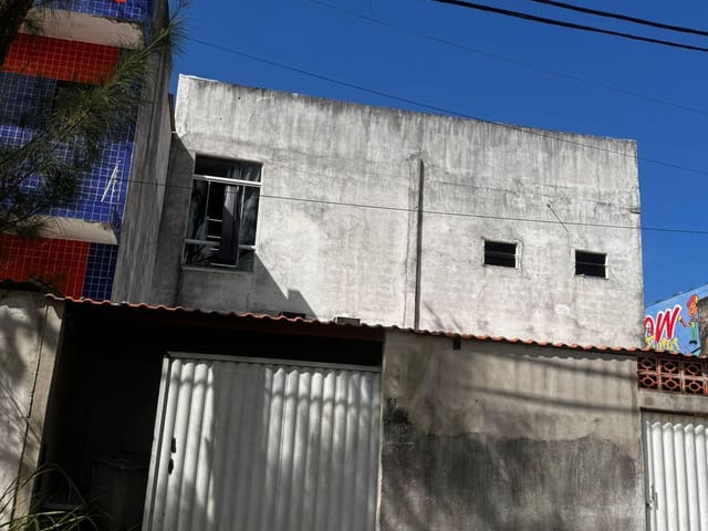 Loja à venda, no bairro Jardim Miramar em Rio das Ostras