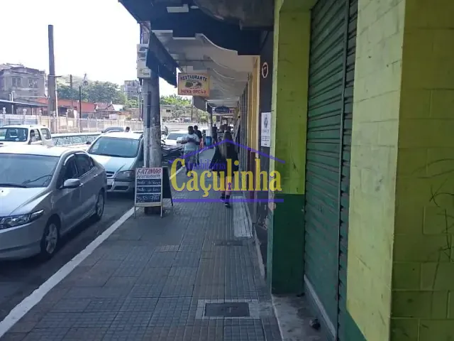 Loja com 65m², para alugar, no bairro Centro em Barra do Piraí
