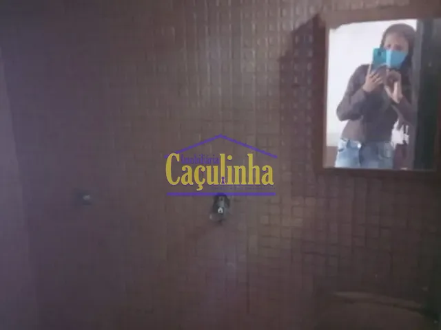 Loja com 65m², para alugar, no bairro Centro em Barra do Piraí