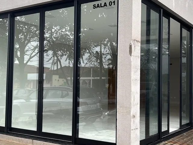 Loja para alugar, no bairro Jardim do Café em Cambé