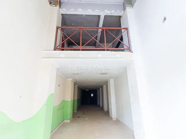 Loja com 213m², para alugar, no bairro Centro em Curitiba