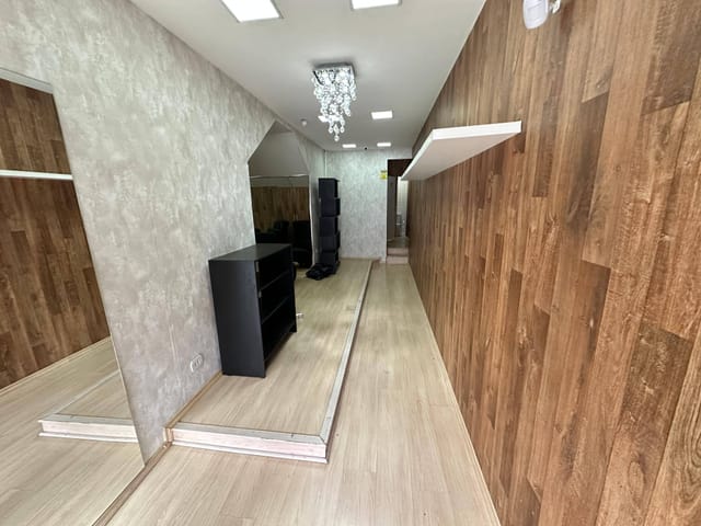 Foto do Loja - 💼 Ideal para Seu Negócio! Salão de 80m² com 3 Ambientes em Localização de Alto Fluxo no Carrão! 📊 | Organização Imobiliária Açores