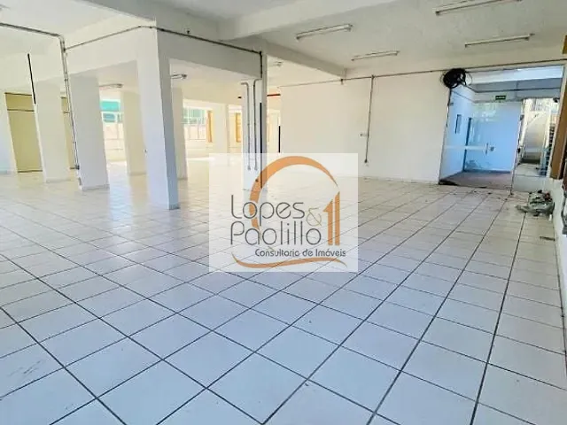 Loja com 750m², para alugar, no bairro Centro em Atibaia