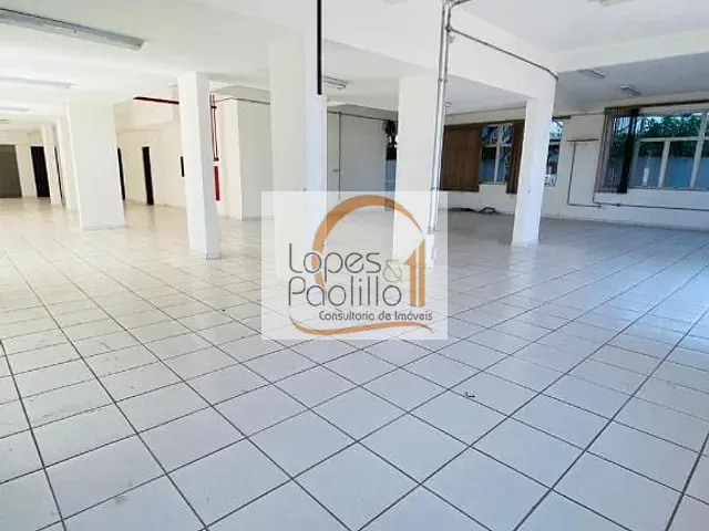 Loja com 750m², para alugar, no bairro Centro em Atibaia
