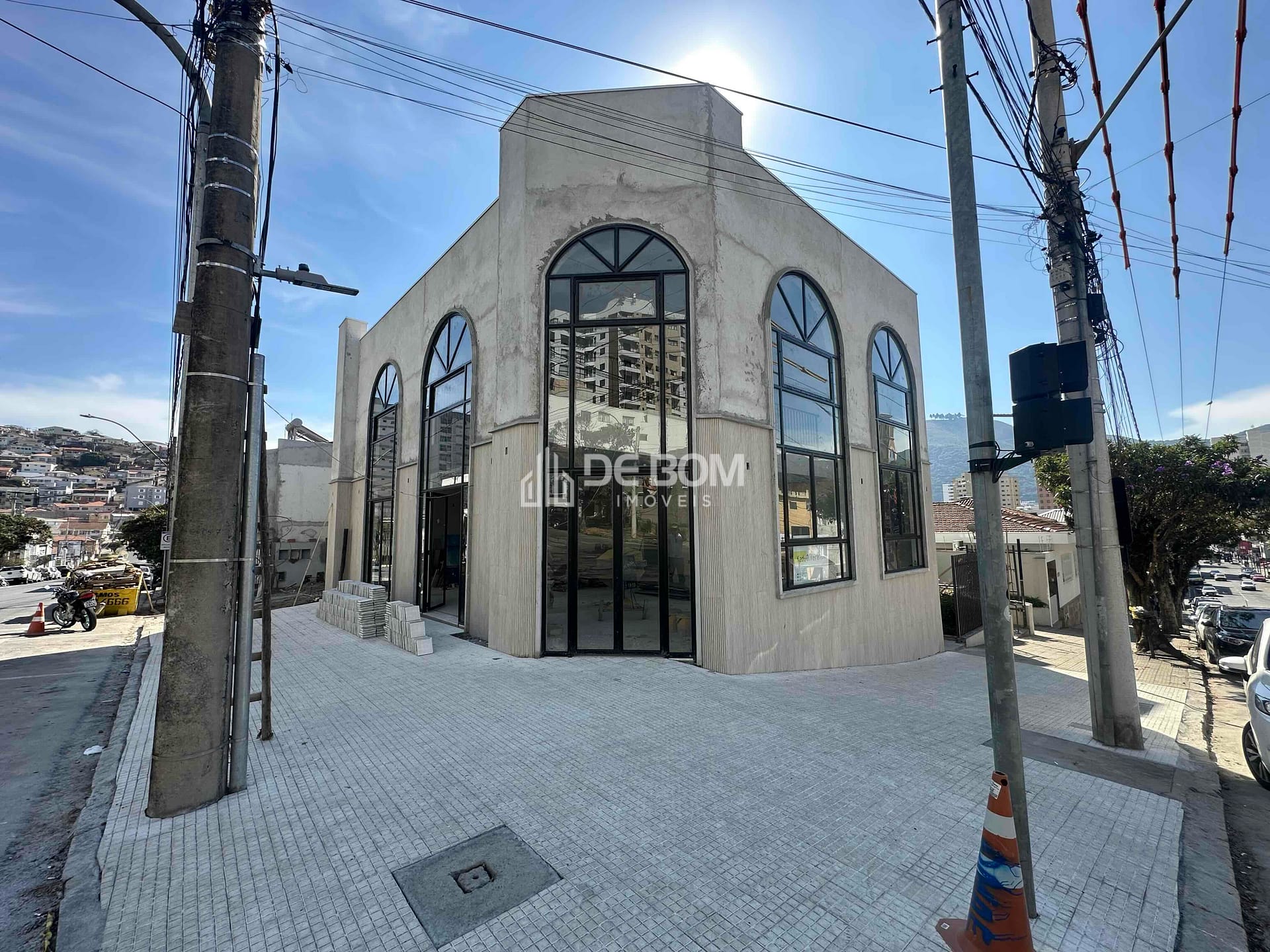 Loja-Salão, 347 m² - Foto 1