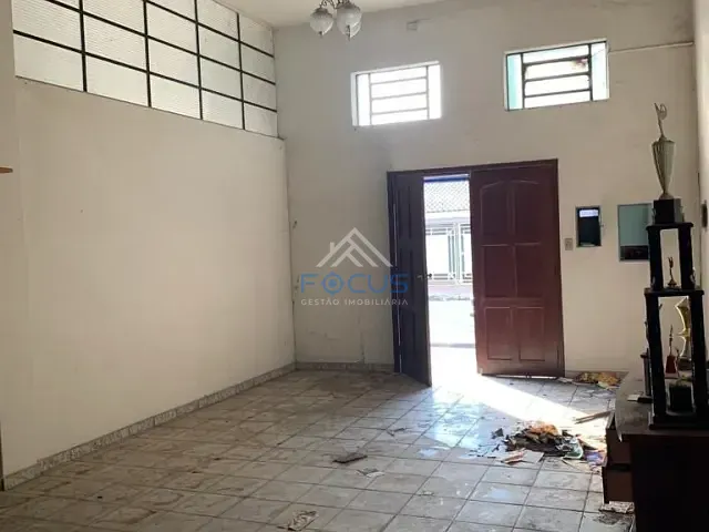 Loja com 352m², à venda, no bairro Jardim Pitangueiras II em Jundiaí