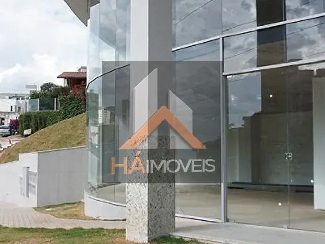 Loja com 117m², para alugar, no bairro Santa Lúcia em Belo Horizonte