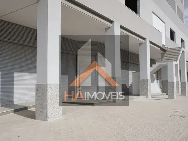 Loja com 117m², para alugar, no bairro Santa Lúcia em Belo Horizonte