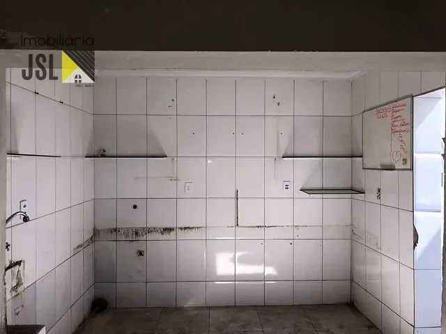 Loja com 121m², à venda, no bairro Vila Santos em Caçapava