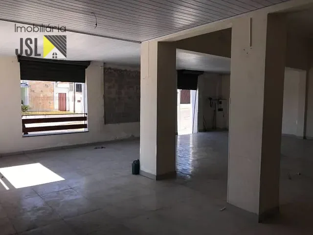 Loja com 121m², à venda, no bairro Vila Santos em Caçapava