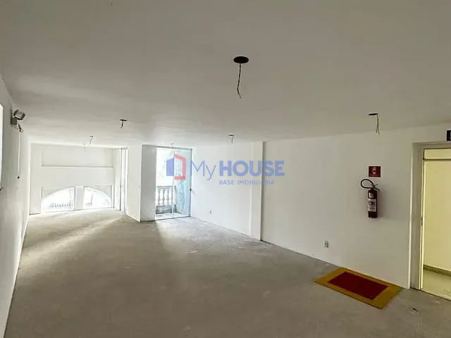 Loja com 76m², à venda ou para alugar, no bairro Centro em Ilhéus
