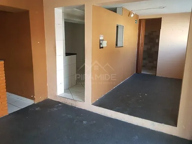 Loja com 45m², para alugar, no bairro Centro em Poços de Caldas