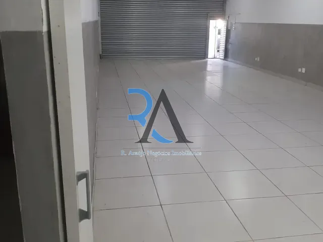Loja para alugar, no bairro Água Rasa em São Paulo