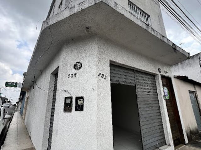 Loja com 25m², para alugar, no bairro Alto do Cruzeiro em Arapiraca
