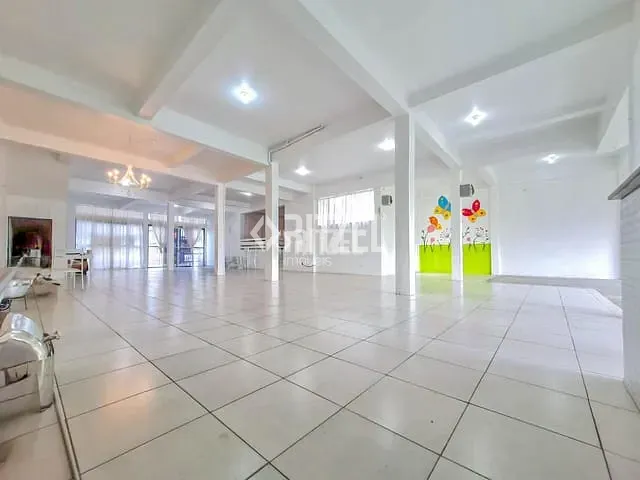 Loja com 258m², para alugar, no bairro Guarani em Novo Hamburgo